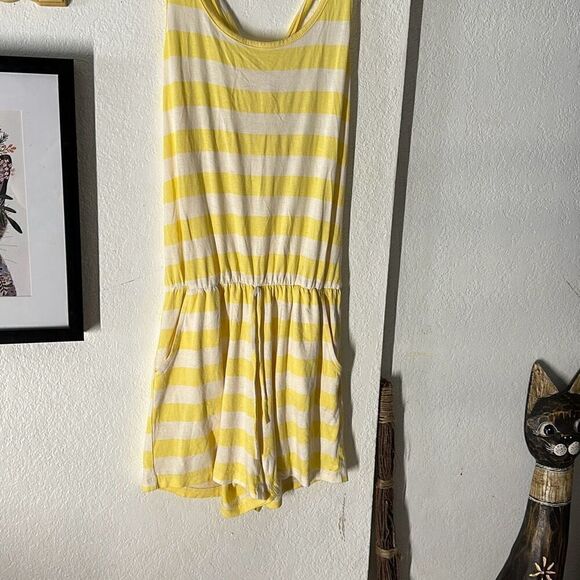 Coco & main Size S yellow & white Striped romper - Picture 2 of 5